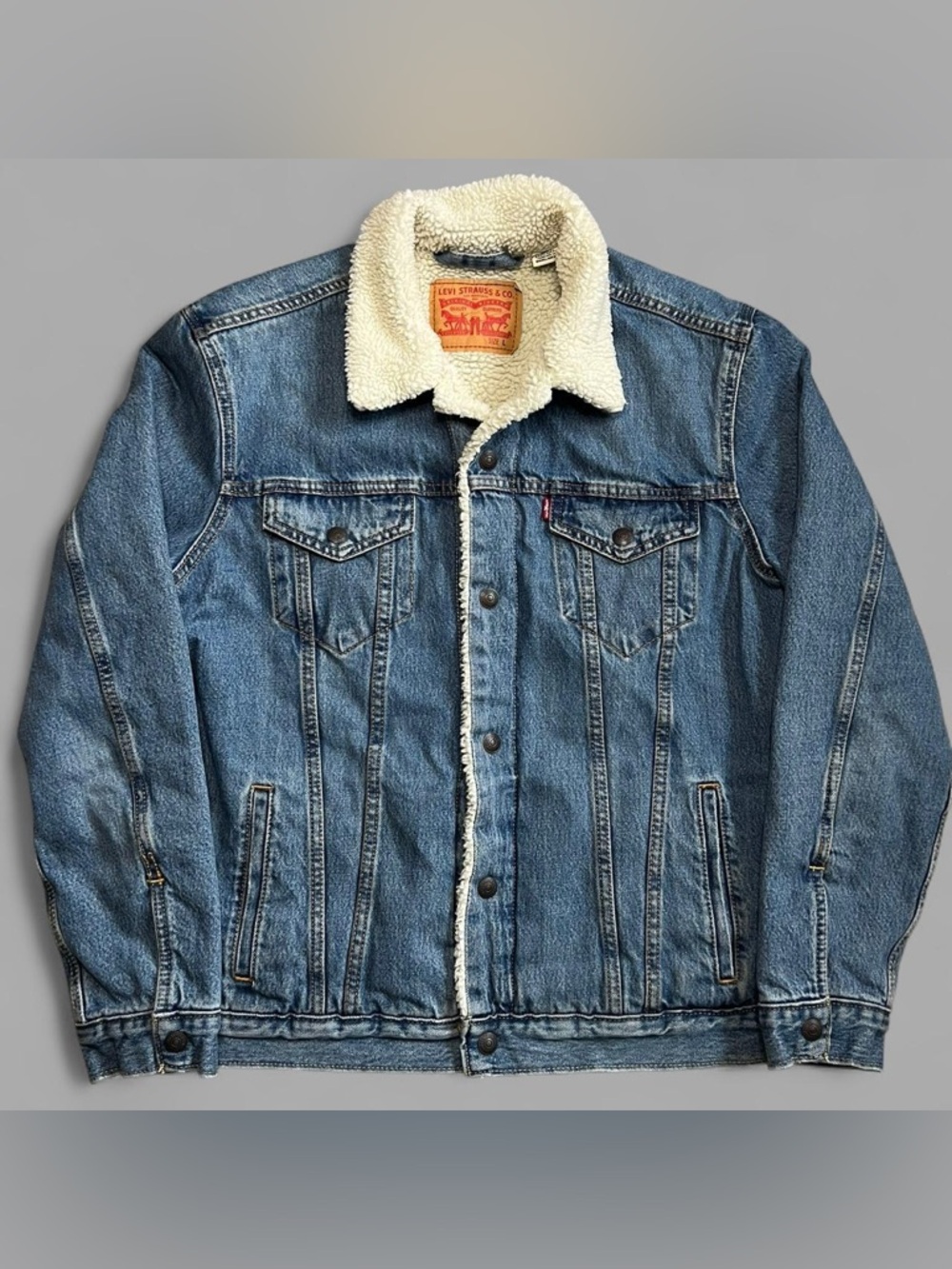 Levi's Men’s Denim Sherpa Lined Western Biker Casual Trucker Jacket. Size L.